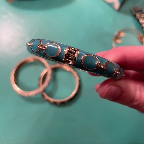 Set of 3 Spring Clasp Bangle Bracelets - Picture 2 of 3